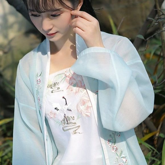 Springtime Floral Embroidered Camisole Top - Picture 1 of 7